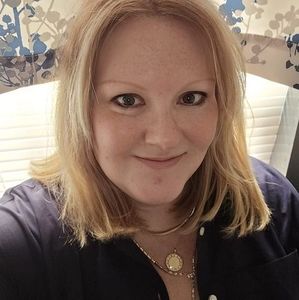 Meet your Posher, Liz